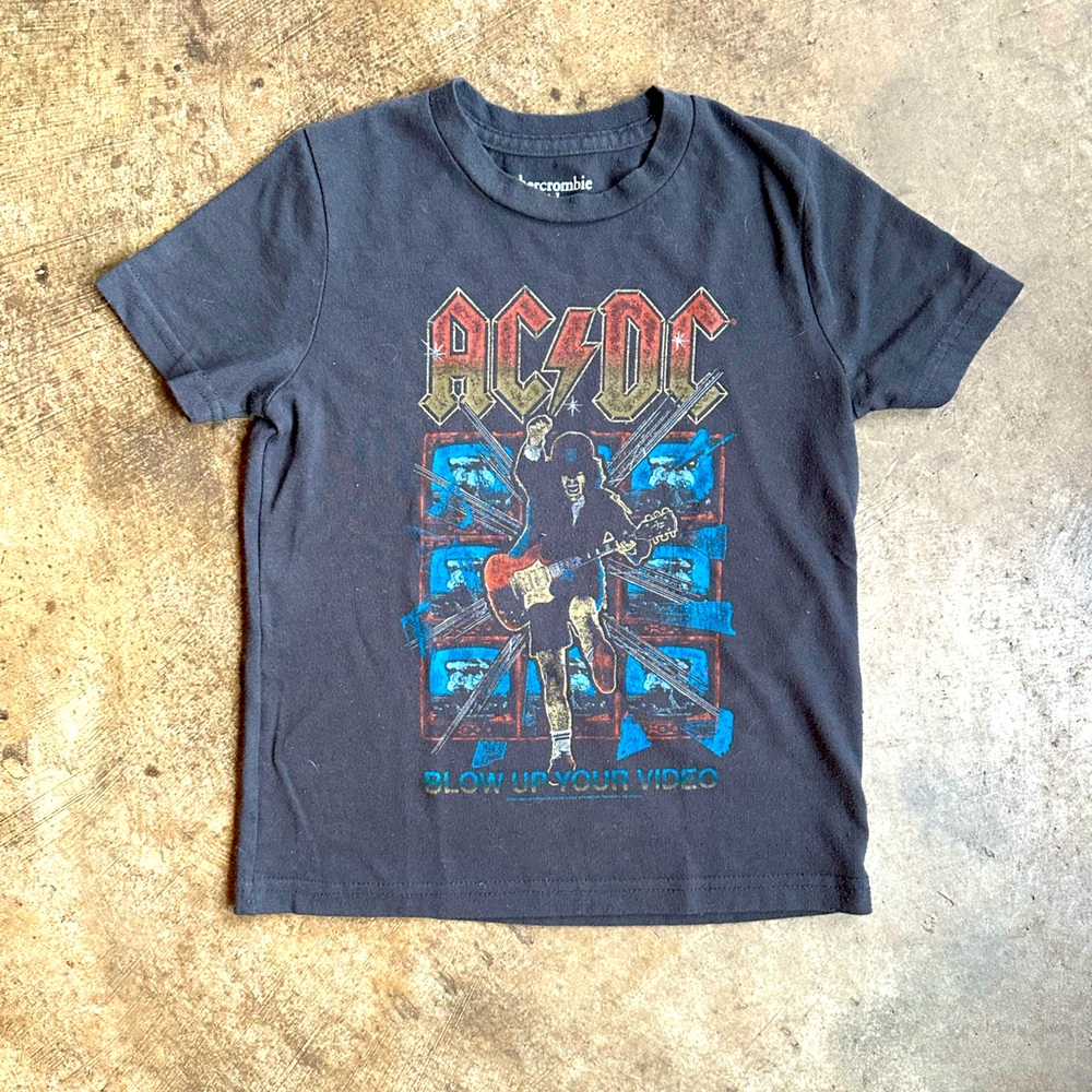 Abercrombie kids size 5/6 AC/DC Rock Tee